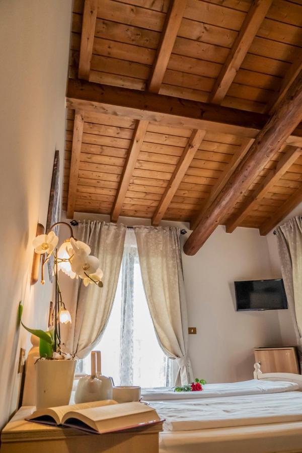 Agriturismo La Zangola Tremosine Luaran gambar